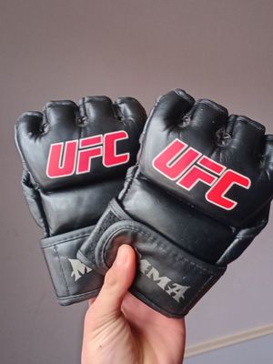 Ufc perchatki ufc uchun maxsus