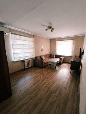 Сдаю 1 ком кв в Максим горький