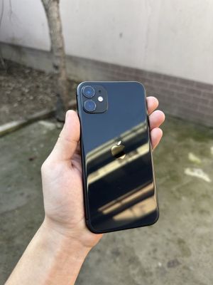 iPhone 11 black