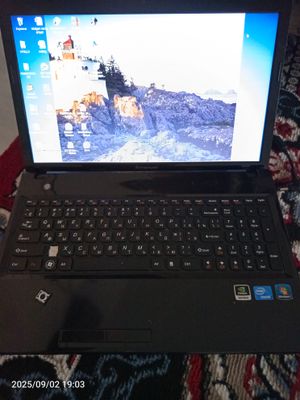 Lenovo noutbuk! Windows 7 OS