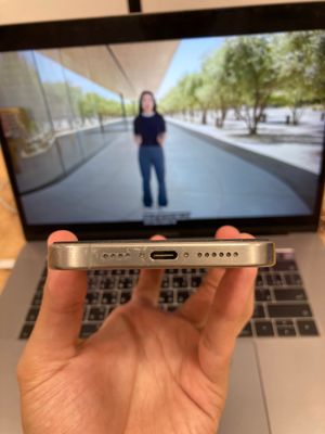 iPhone 15 pro max 256GB