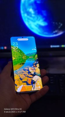 Samsung a82 .