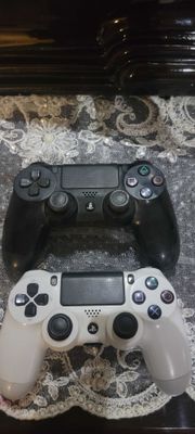 Playstation 4 2ta pulti