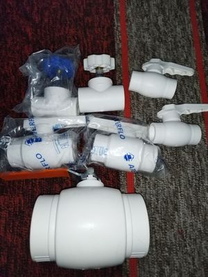 Продам фитинги дешево