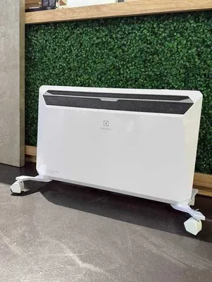 Конвекторный обогреватель Electrolux ECH/RI-2000 E (INVERTER)