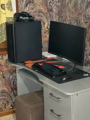 Komplekt kompyuter sotiladi