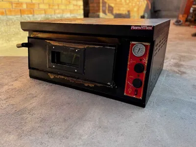 Пицца-печь FlameMax, отличное состояние.