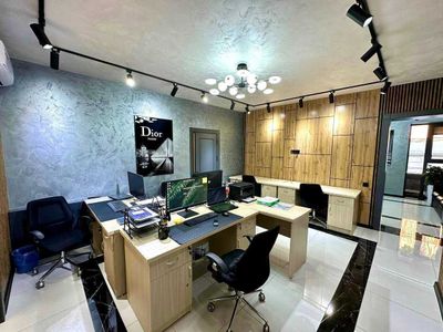ПРОДАЖА - Коммерция Площадь : 90 м2 Комнат : 3 ЖК Мадрид