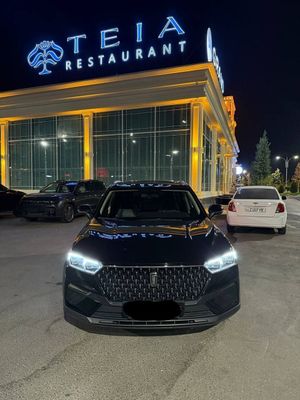 Bestune T 77 FAW