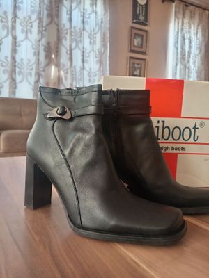Сапоги от lucciboot