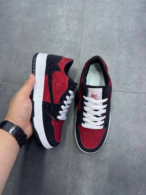 кросовки Nike