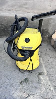 Продаётся пылесос Karcher WD3 Б/У
