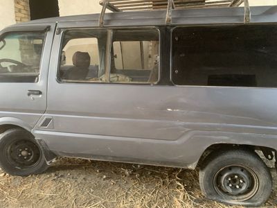 Nissan vanneta sotiladi