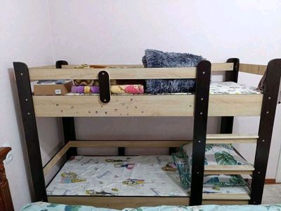 Продам двухъярусная кровать