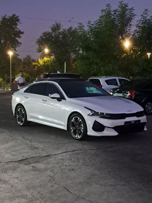Kia K5 GT-Line + full 2022/23