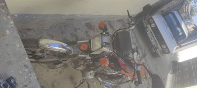 Lifan moto binzin
