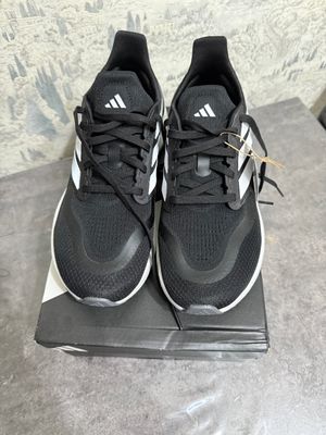 Krasovka Adidas Pureboost 5