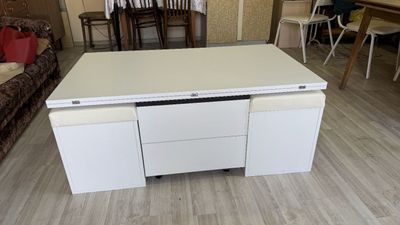 Журнальный стол трансформер с 4 пуфиками