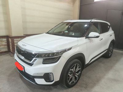 Kia seltos prestige 3 pozitsiya srochna sotiladi