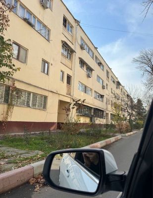 Паркентский Шастри 3 ком 2 этаж 4 этажка все ест фото реално