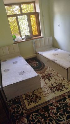 Mirobod tumanida kvartira bor student qizlarga