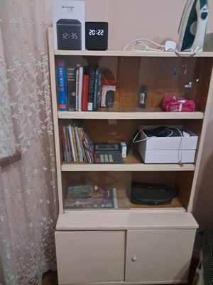 Шкафчик,полки для книг