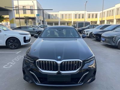 BMW i5 eDrive 35L