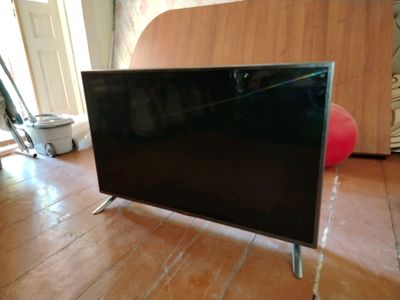 LG телевизор