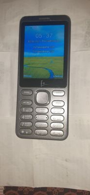 F+ model telefon