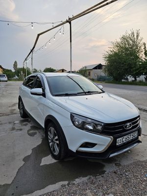 Lada Vesta SW Cross 1.8