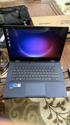 Asus Exbert book notebook notbuk sotiladi