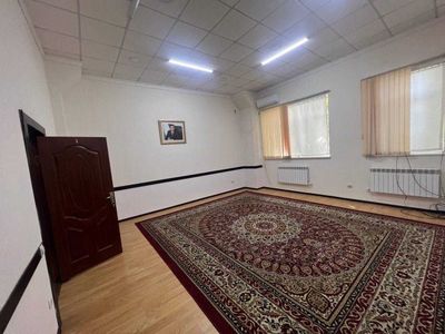 Офис вдоль дороги улица Нукусская