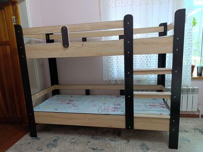 Продам двухъярусная кровать
