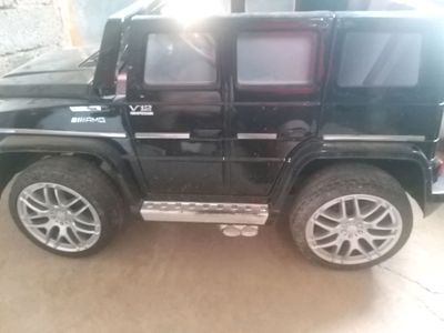 Mersedes bens amg 63