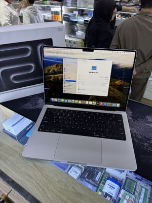 MacBook Pro M3 Display 14 Retina DDR5 8GB SSD 512GB