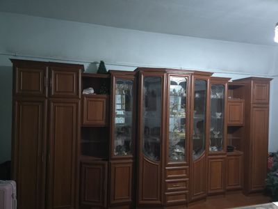 Стенка сотилади яхши холтда