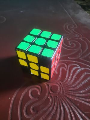 3×3 kubik rubik sotiladi