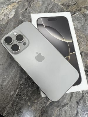 iPhone 16 pro Natural titanium