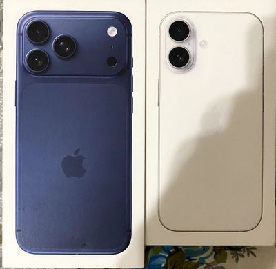 Iphone 17 pro max 1TB blue
