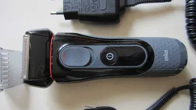 Электробритва BRAUN