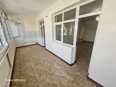 3 xona lik uy sotiladi frunzemasif kiufda