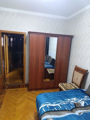 Продаётся мебель Шкаф, Кровать, Тумба
