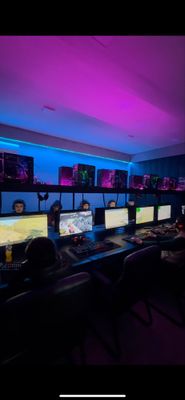 Game Club Sotiladi 20 Ta Kompitur
