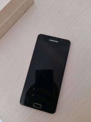 Telefon sotiladi qulay narxlarda!