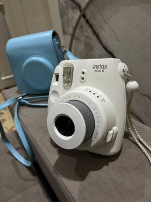 Фотоаппарат instax 8 mini