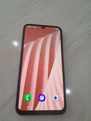 Samsung A15 satiladi