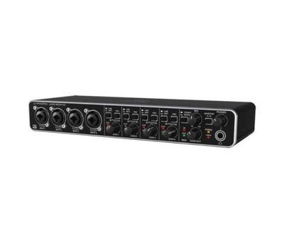 Внешняя звуковая карта Behringer uphoria UMC404hd