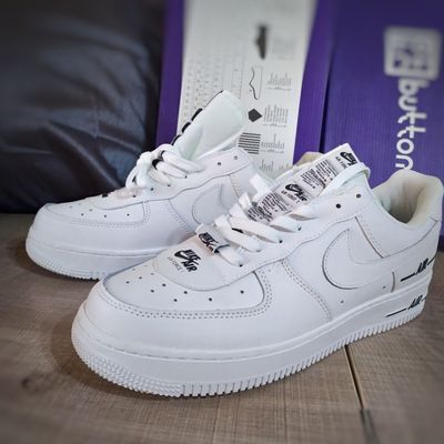 Кроссовки Nike Air Force белые