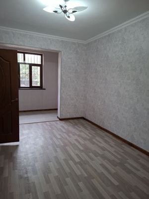 Сдается 2 комнатная квартира на кадишева