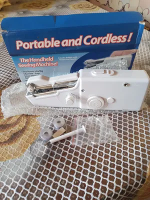 Kichik qo'l tikuv mashinasi